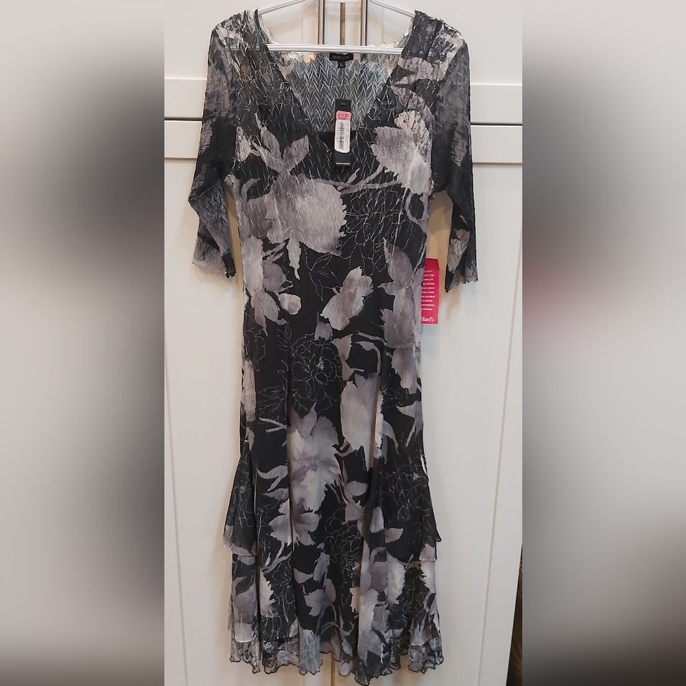 New Komarov lacey floral dress